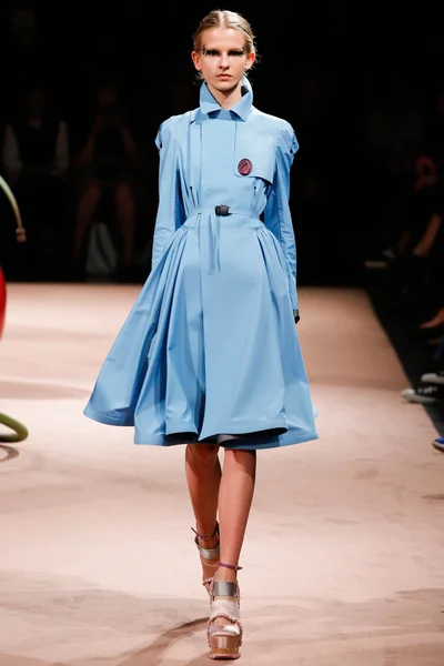 Look 9